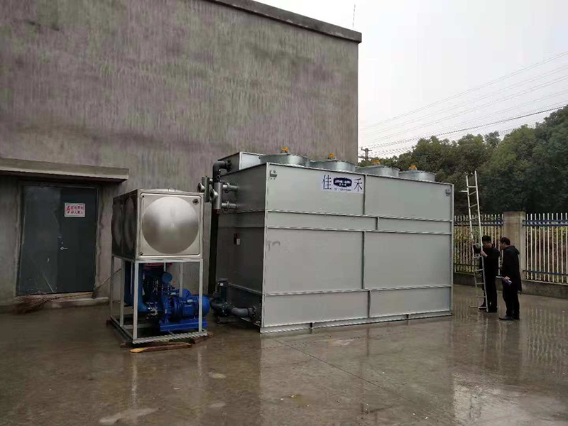 化工行業(yè)用閉式冷卻塔 化工行業(yè)用閉式冷卻塔